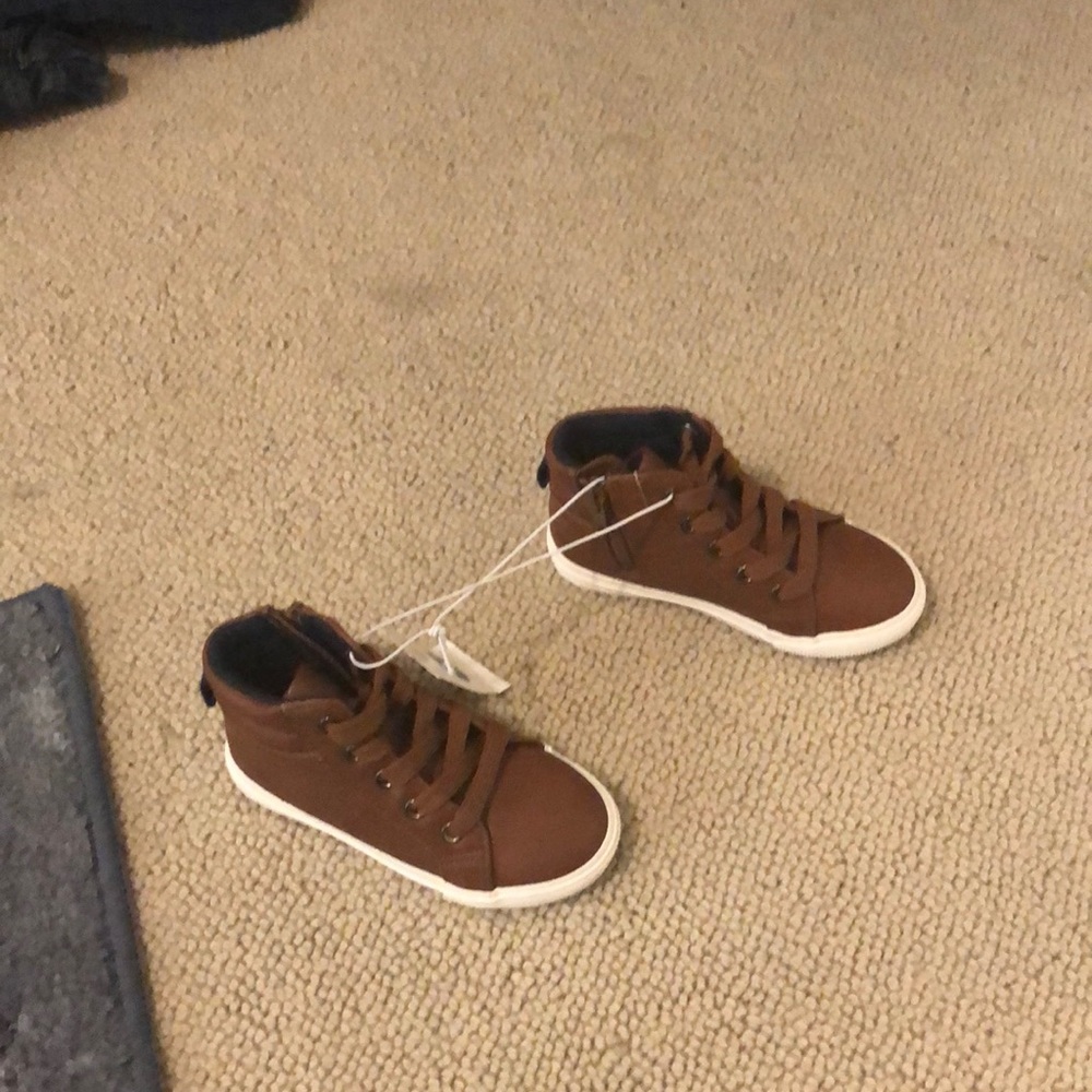 Cat & Jack Brown Sneakers